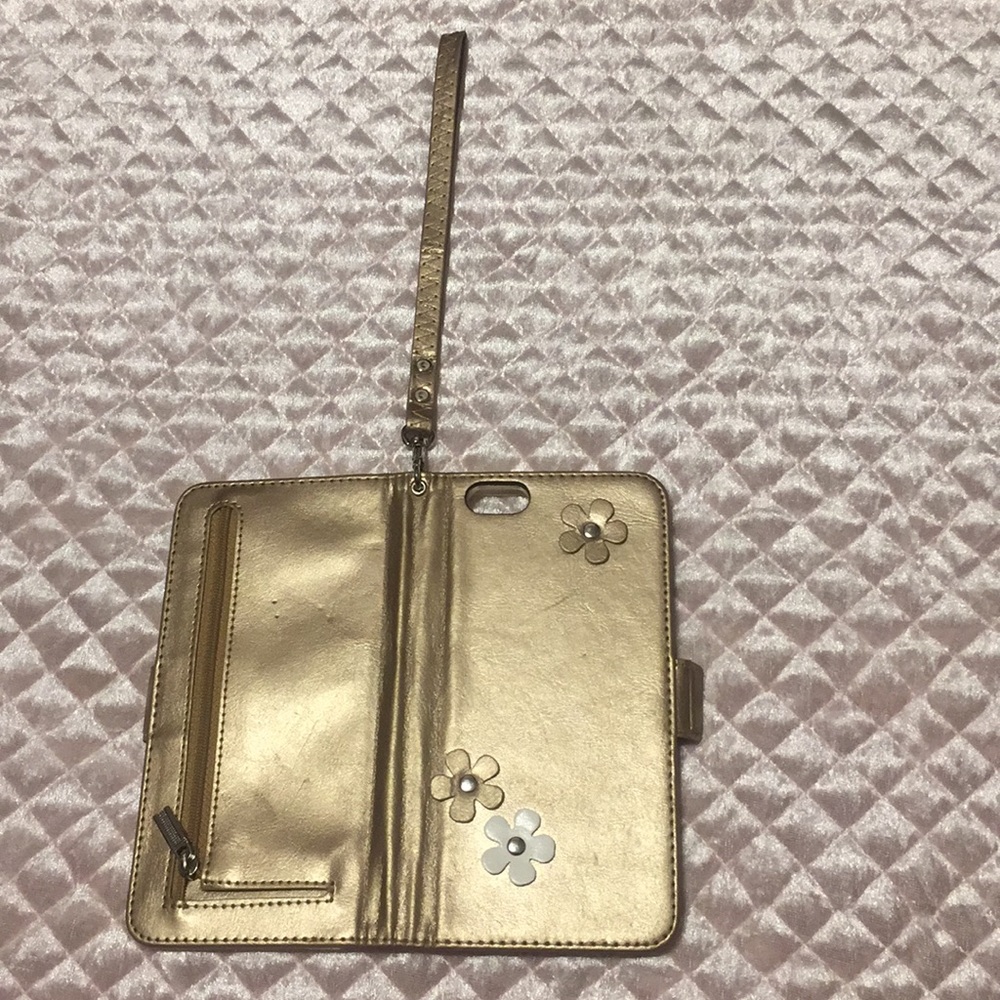 IPhone case - Picture 3 of 3